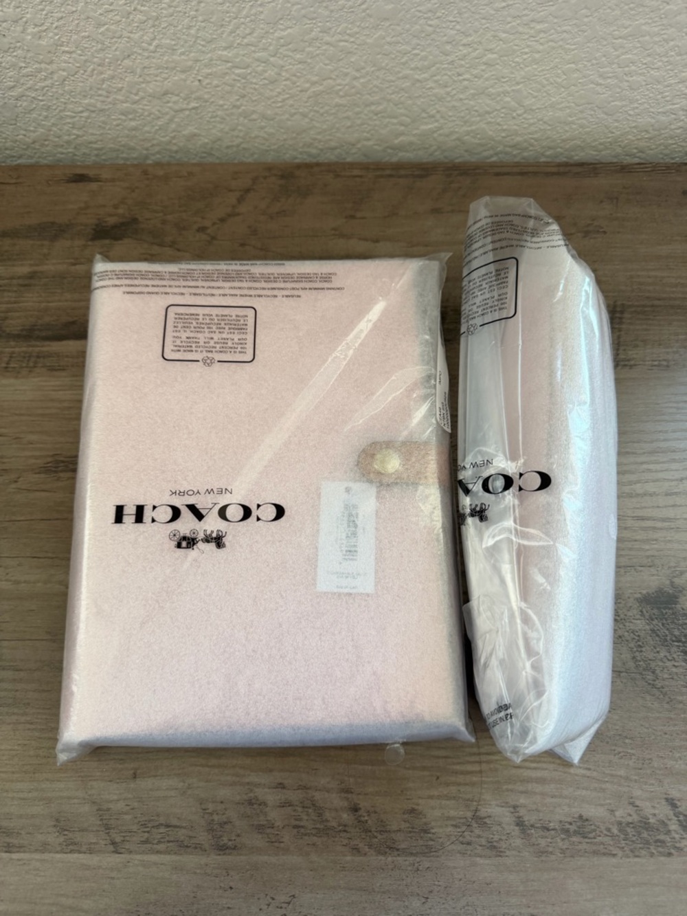 Coach Powder Pink Notebook AND Pencil Case In Signature Canvas - Picture 10 of 12